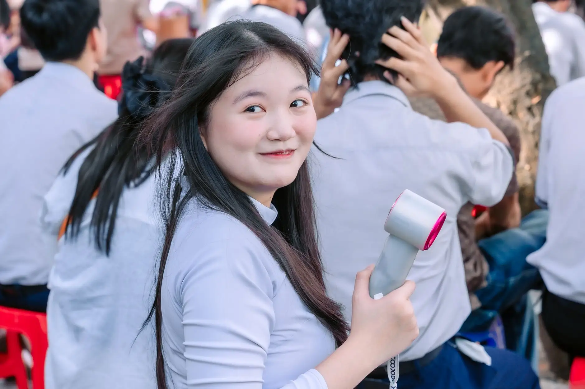 哺乳期美睫定制方案设计:从胶水选型到操作流程优化