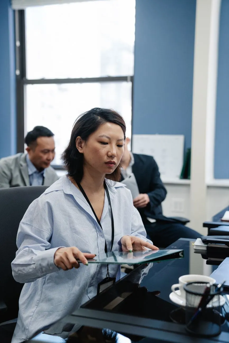 重庆孕妇美睫专用胶水成分解析与低敏性测试数据
